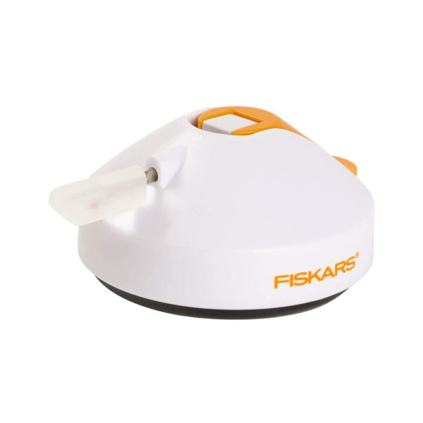 Fiskars Tabletop Seam Ripper with cover