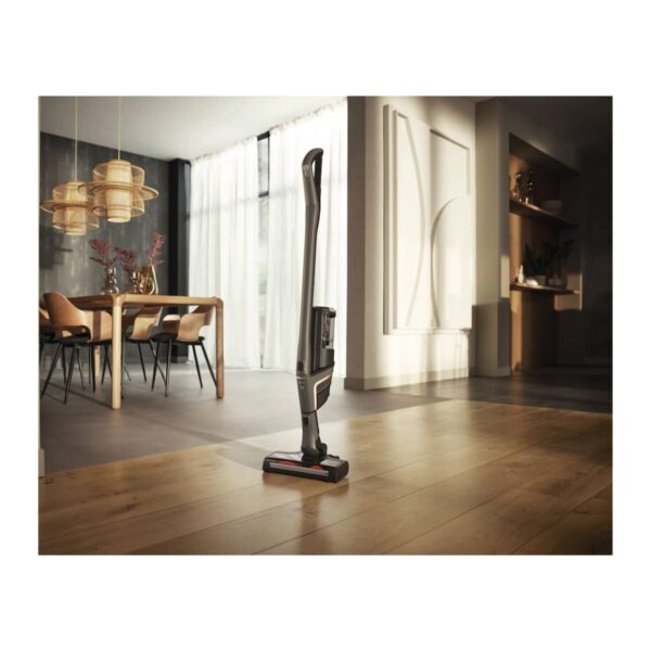 Miele TriFlex HX2 Pro upright lifestyle image