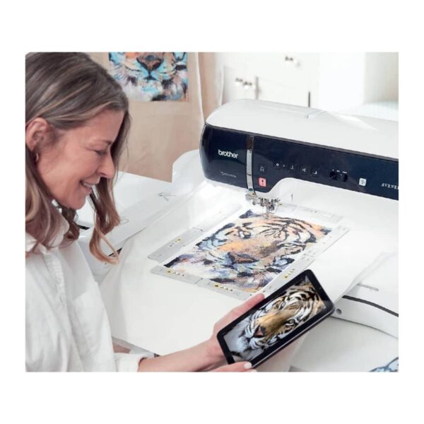 Picture play on Aveneer