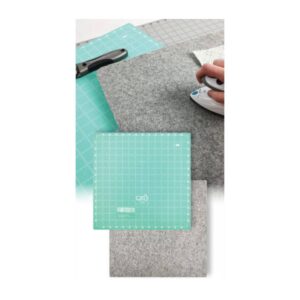 Quilters Select 14"x14" Press and Cut Mat lifestyle image