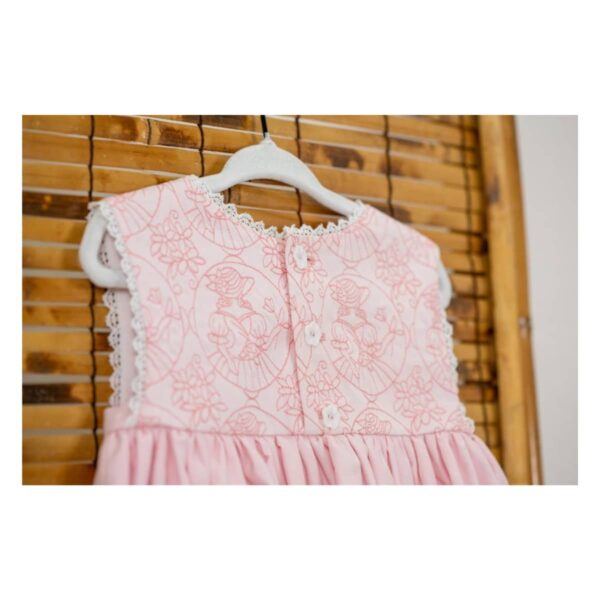 Baby Lock Fill and Motif Evy Hawkins Collection #1 sample up close