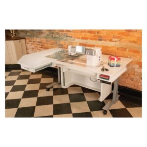 Horn Model 9100 Sewing Table main product image