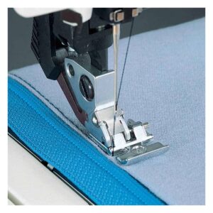 Pfaff zipper Foot IDT System A main Product Image